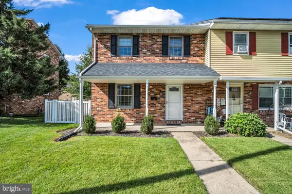 11 S Trine Ave, MT HOLLY SPRINGS, PA 17065