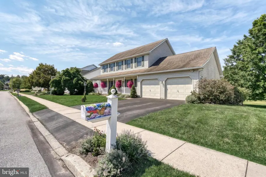 2220 Canterbury Dr, Mechanicsburg, PA 17055 - #2