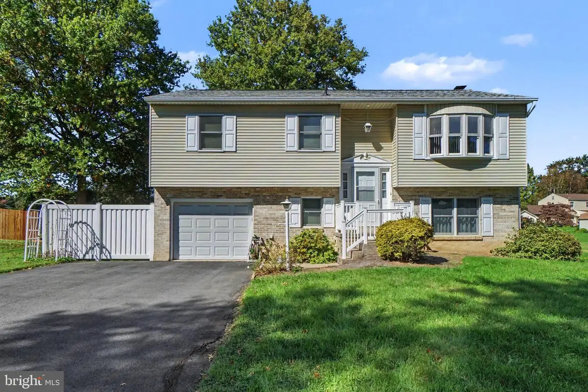 44 Longview Dr, Mechanicsburg, PA 17050 - #1