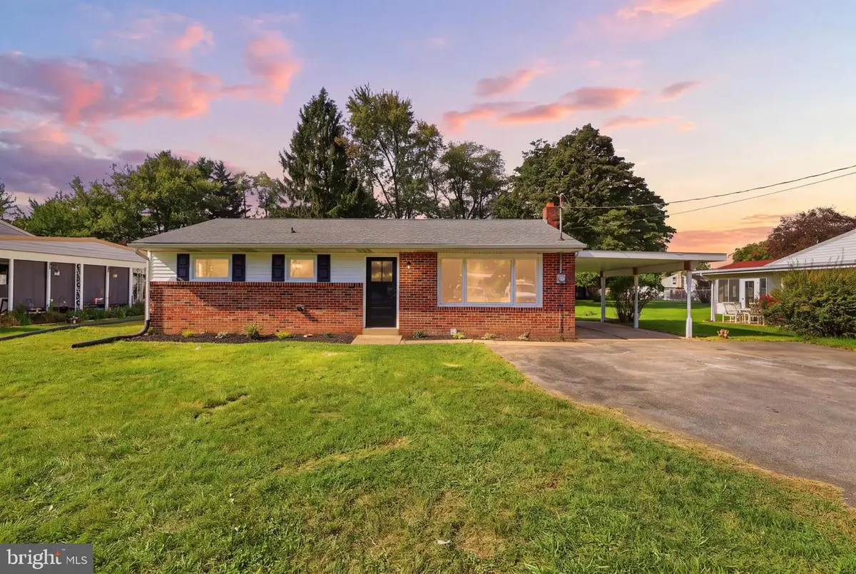 17 Hogestown Rd, Mechanicsburg, PA 17050 - #1