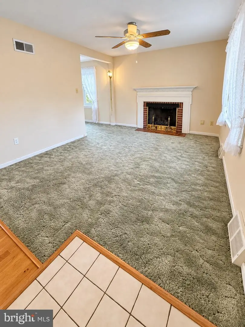 1717 Warren St, New Cumberland, PA 17070 - #3