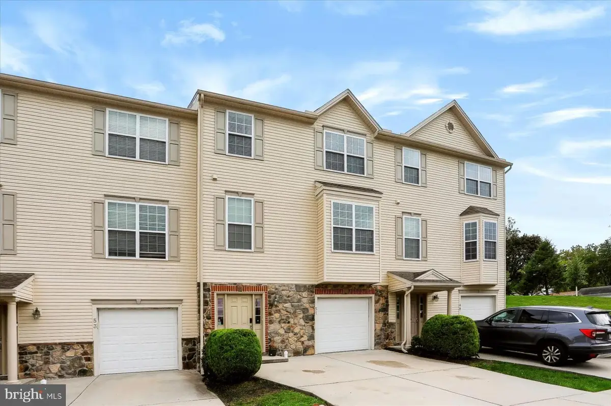 51 Indiana Cir, Lemoyne, PA 17043 - #1