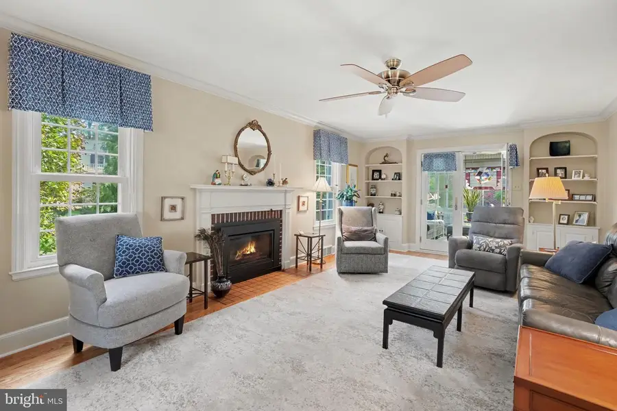 768 W South St, Carlisle, PA 17013 - #3