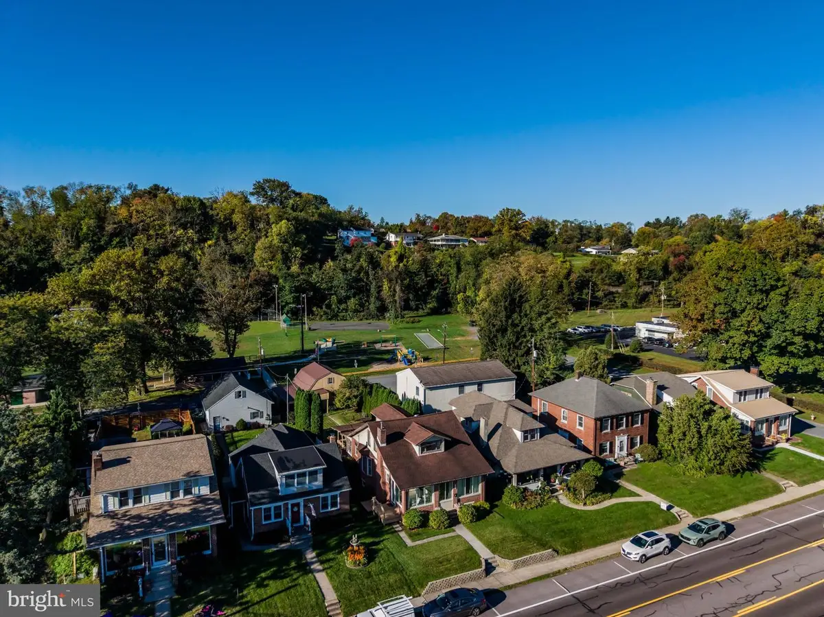 720 N Front St, Wormleysburg, PA 17043 - #1
