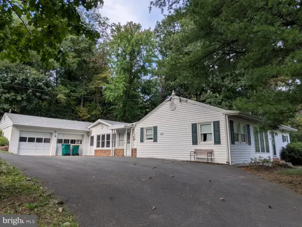 936 Belle Vista Dr, ENOLA, PA 17025