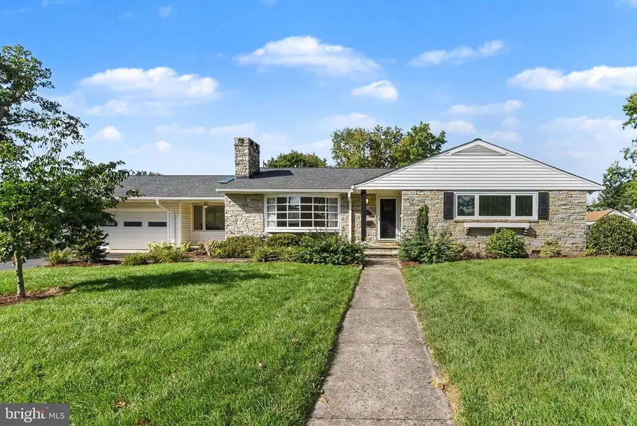 626 Wilson St, Carlisle, PA 17013 - #2