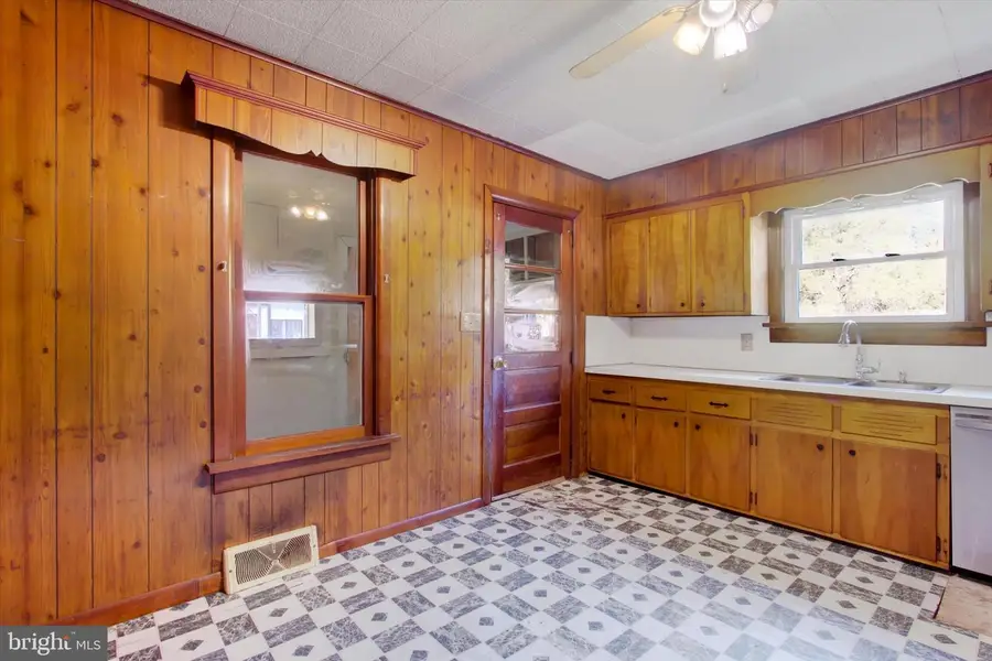 241 Pine Grove Rd, Gardners, PA 17324 - #3