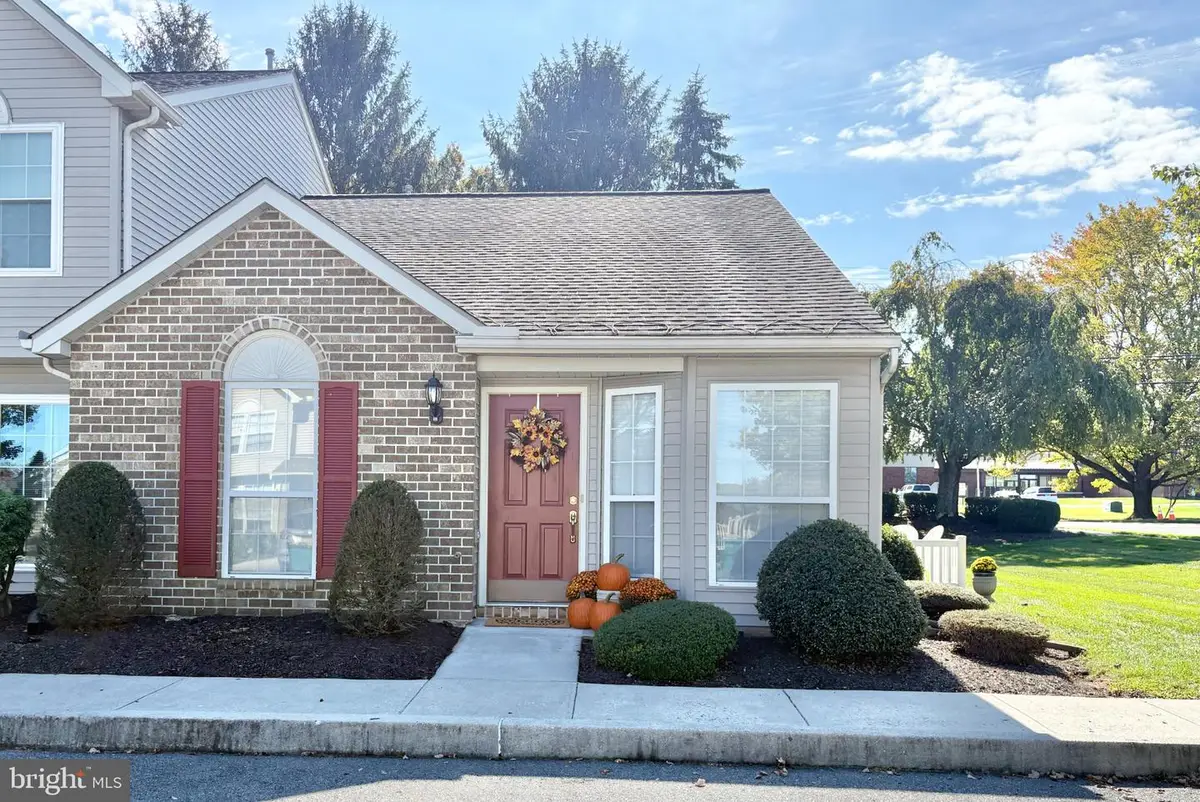 1 Eastwick Ct, Carlisle, PA 17015 - #1