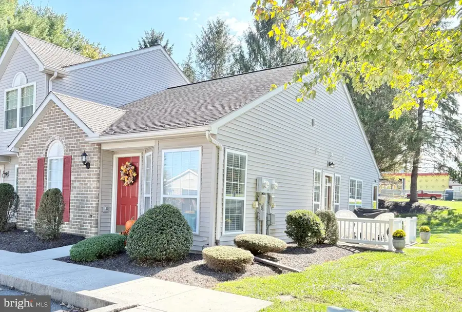 1 Eastwick Ct, Carlisle, PA 17015 - #2