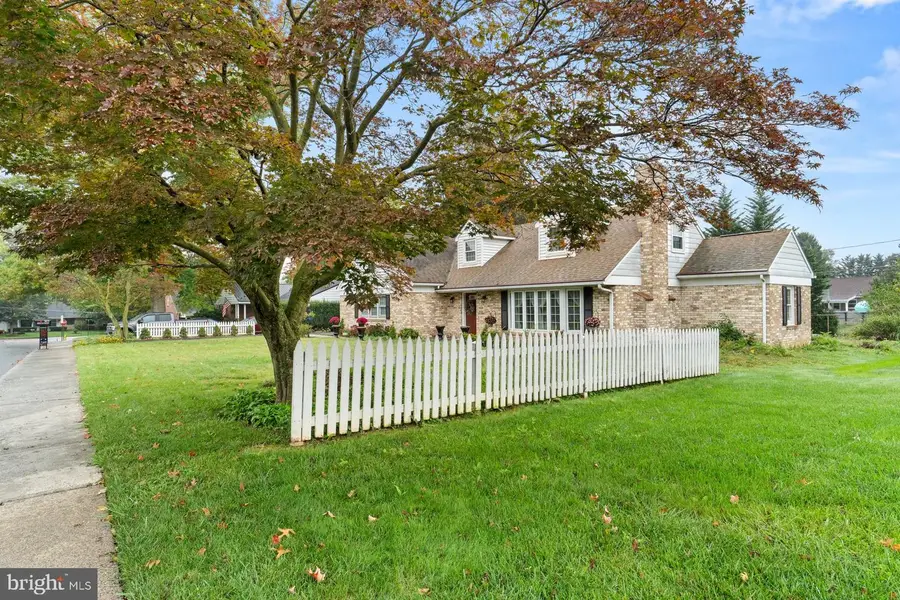 505 Glenn St, Shippensburg, PA 17257 - #3