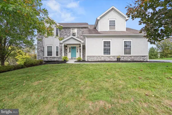 3925 Silver Brook Dr, MECHANICSBURG, PA 17050