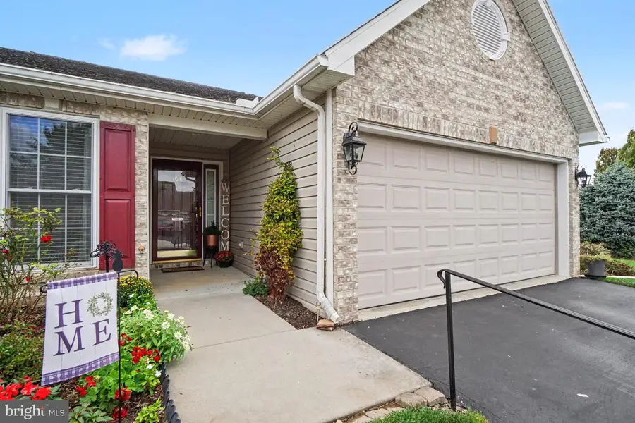 108 Merrihill Dr, Carlisle, PA 17015 - #3