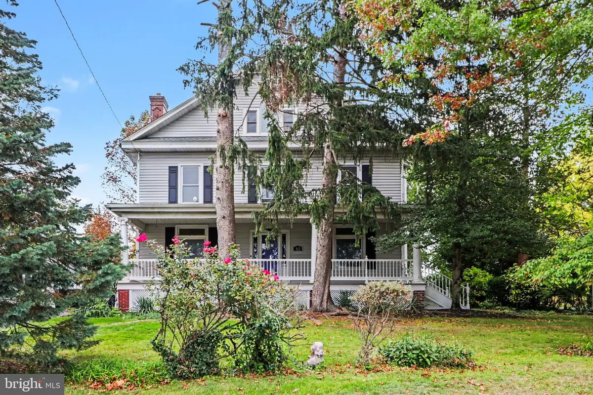 821 Ohio Ave, Lemoyne, PA 17043 - #1