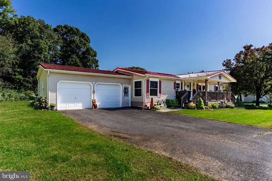100 Rustic Dr, Shippensburg, PA 17257 - #2