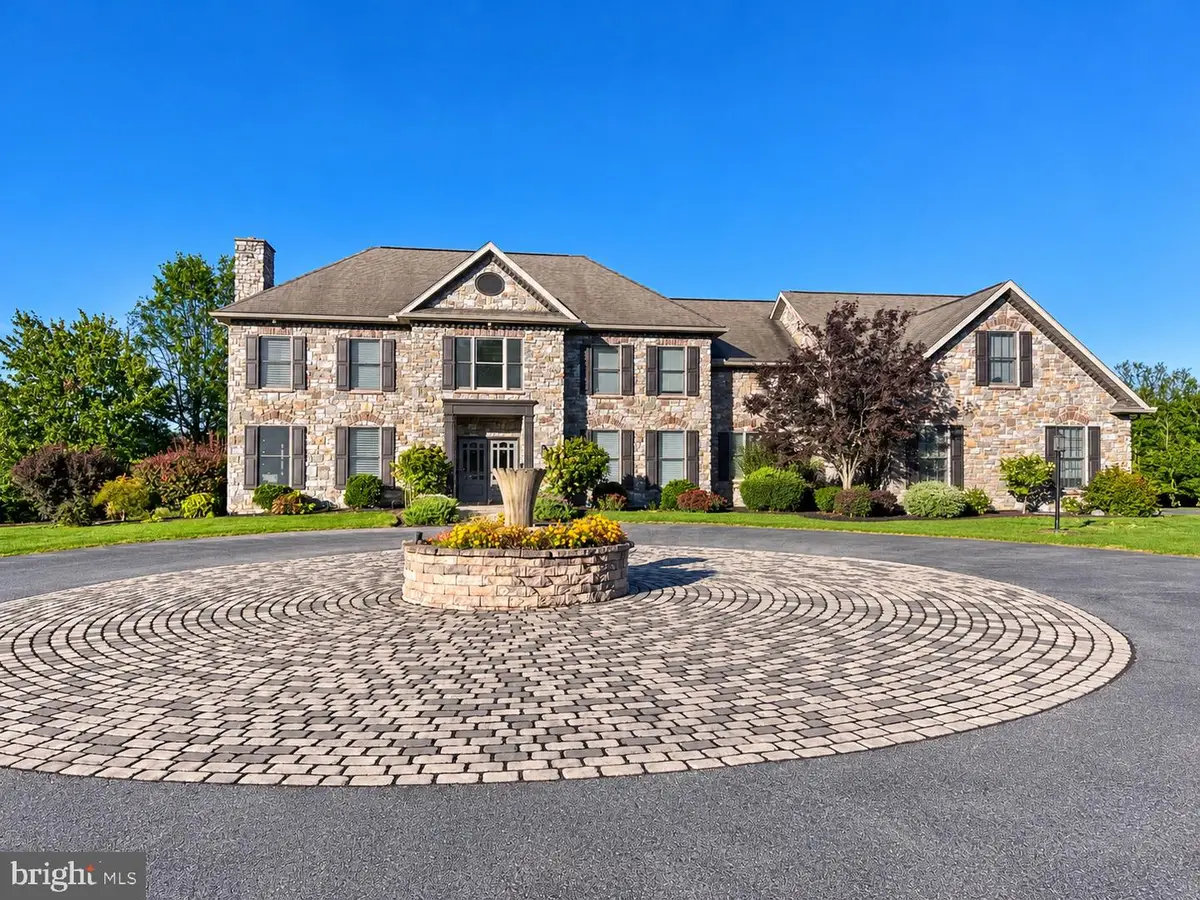 4 Alexandria Ct, Mechanicsburg, PA 17050 - #1