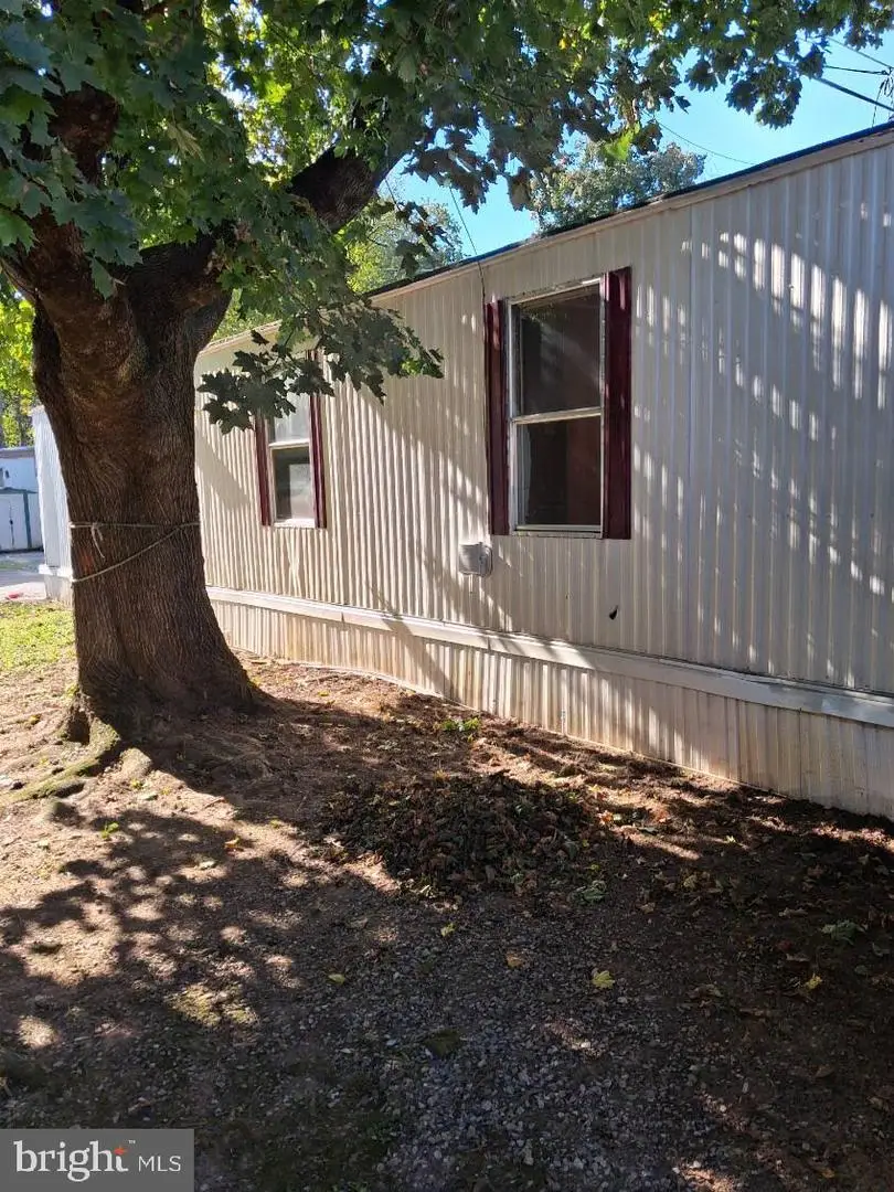 20 Town Mills Mobile Home Park, Shippensburg, PA 17257 - #3
