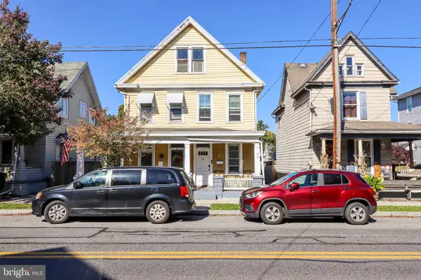 430 W Simpson St, MECHANICSBURG, PA 17055