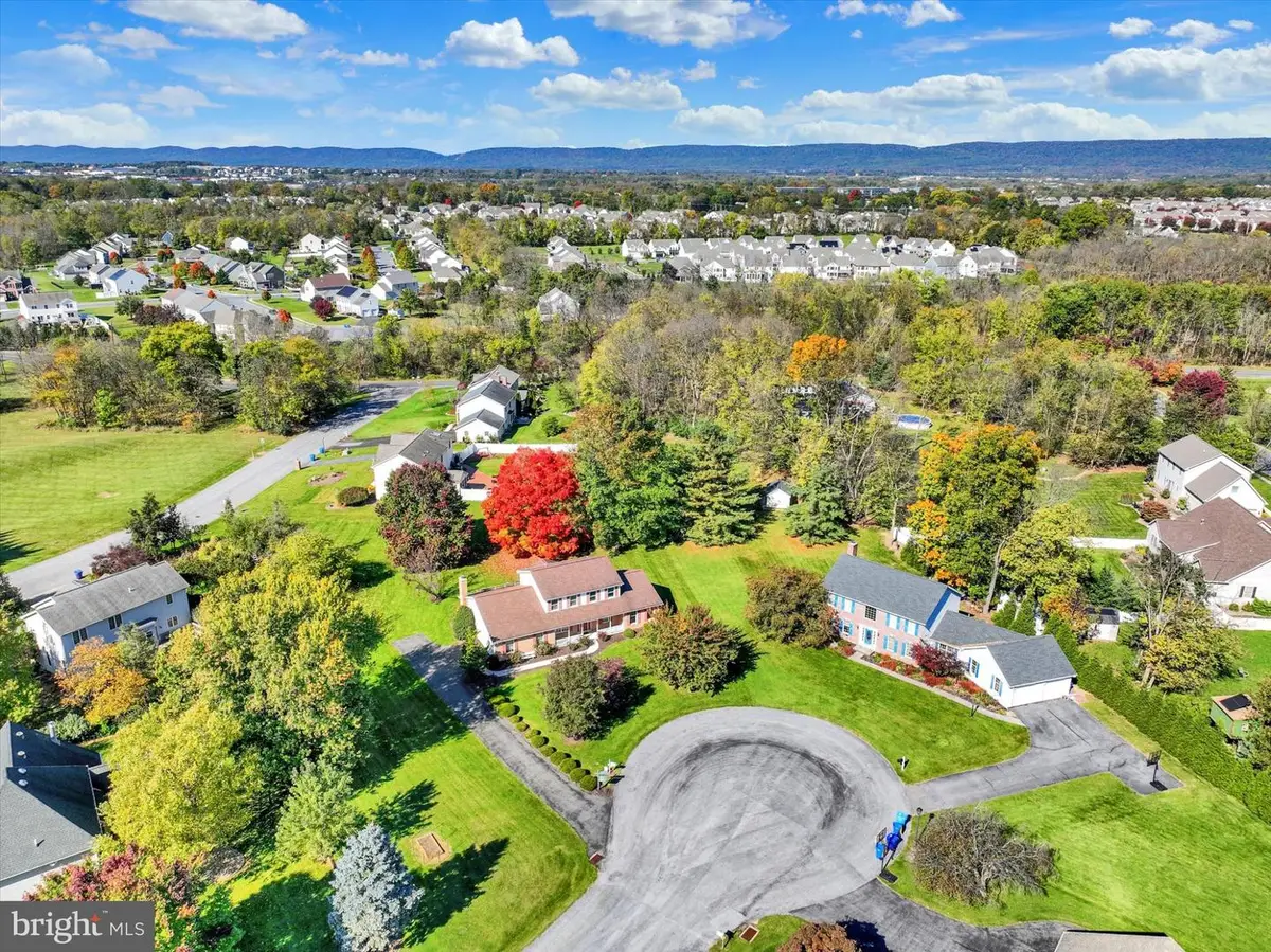3 Buttonwood Ct, Mechanicsburg, PA 17050 - #1