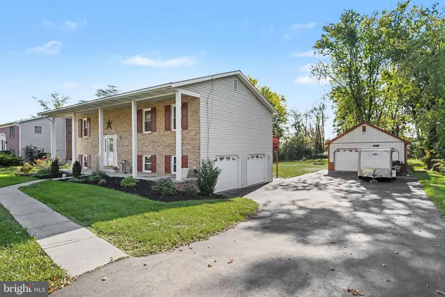 103 Country Club Rd, Carlisle, PA 17015 - #3