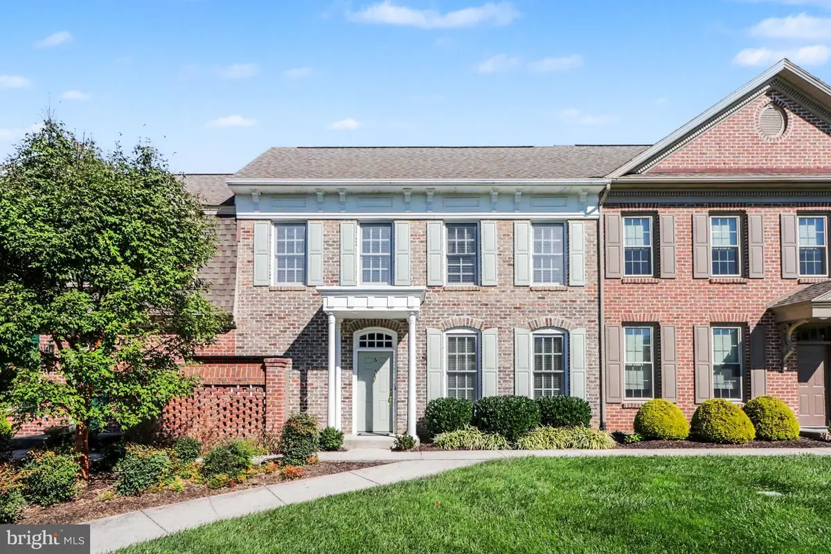 6 Devonshire Sq, Mechanicsburg, PA 17050 - #1