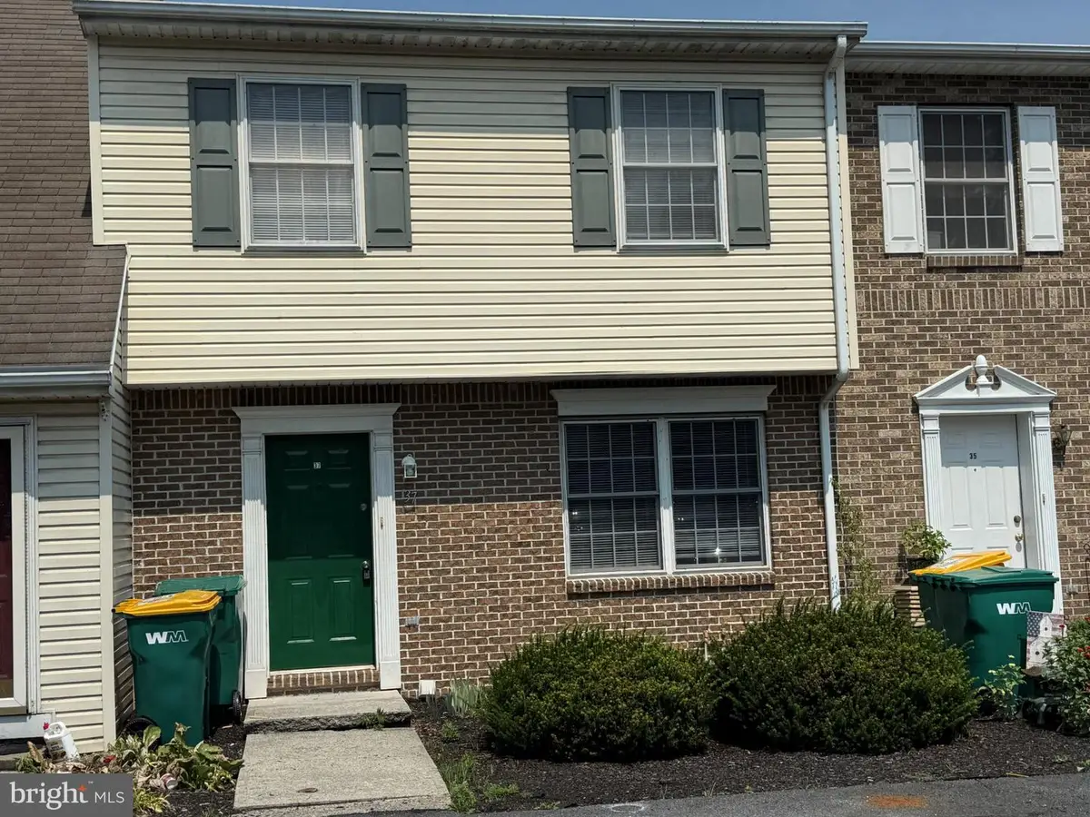37 Queen Ave, Enola, PA 17025 - #1