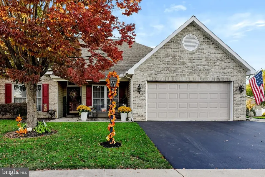 40 Summerfield Dr, Carlisle, PA 17015 - #2