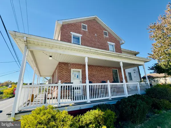 201 W Main St, NEWBURG, PA 17240