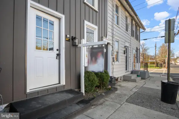 226 N Pitt St, CARLISLE, PA 17013