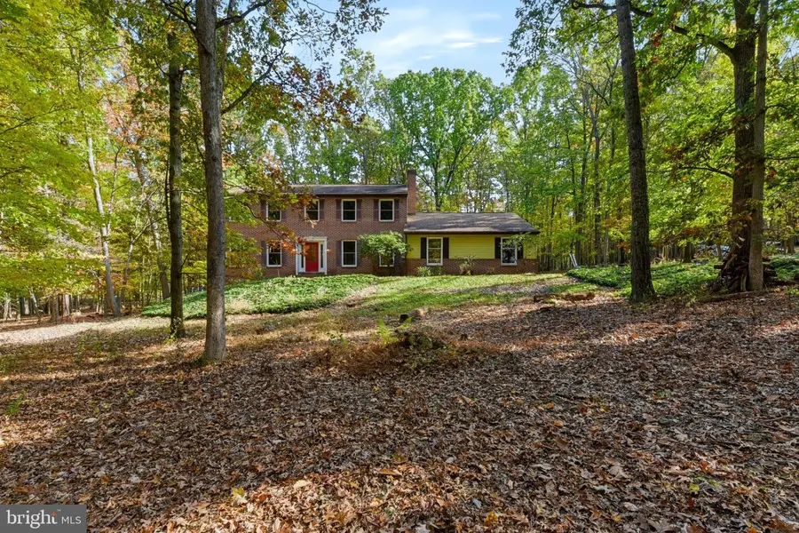 655 Shannon Rd, Boiling Springs, PA 17007 - #2