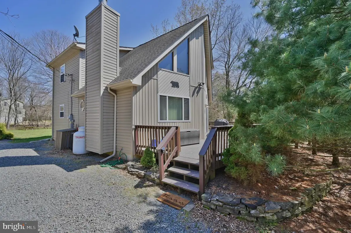 292 Mckuen Way, Albrightsville, PA 18210 - Image #1