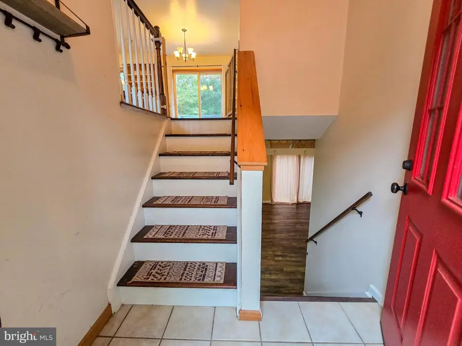 57 Mohawk Trl, Albrightsville, PA 18210 - Image #3