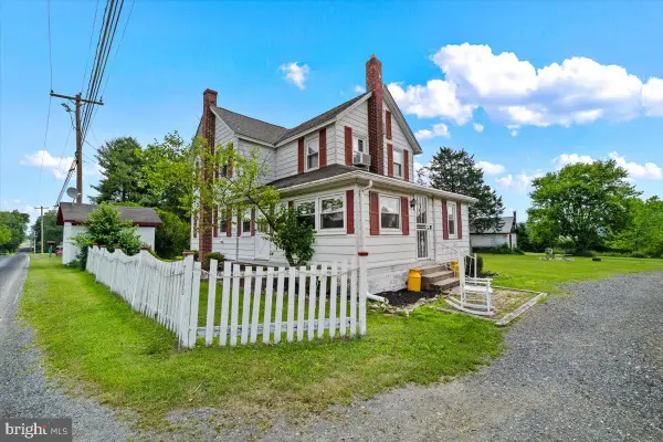 7590 Pohopoco Rd, KUNKLETOWN, PA 18058