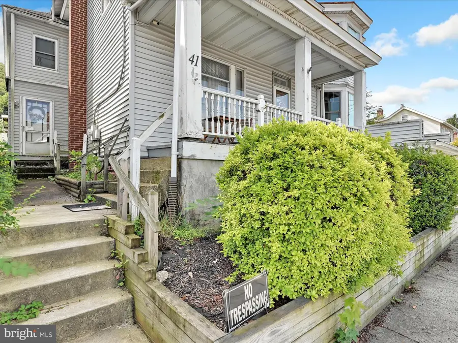 41 E Catawissa St, Nesquehoning, PA 18240 - Image #3