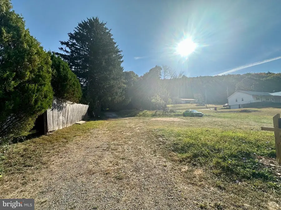 361 Court St #rear, Lehighton, PA 18235 - Image #3