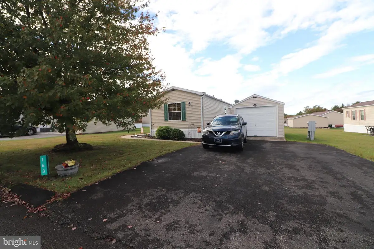 163 Sheldan Ln, Lehighton, PA 18235 - Image #1
