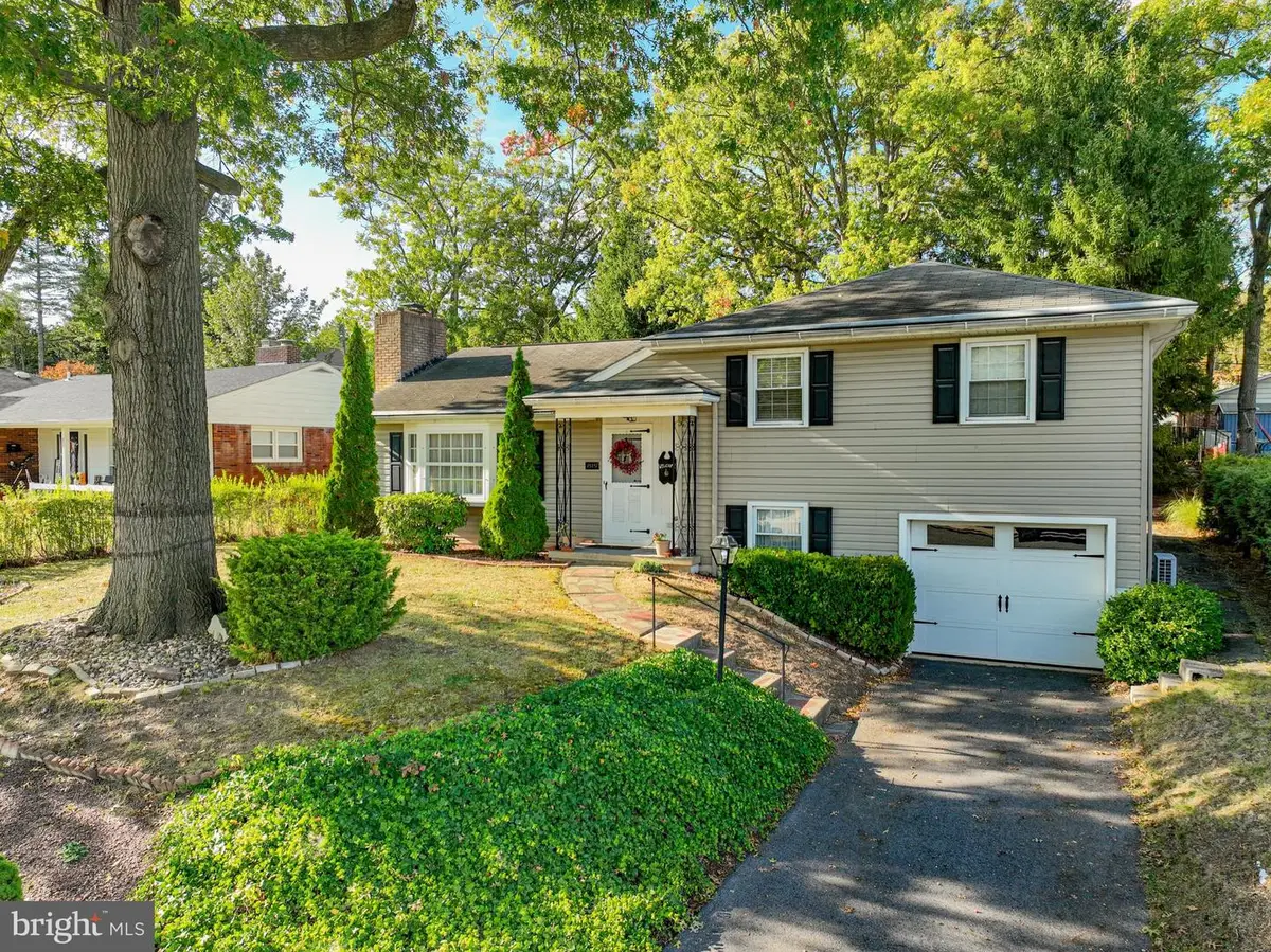 815 Columbia Ave, Palmerton, PA 18071 - Image #1