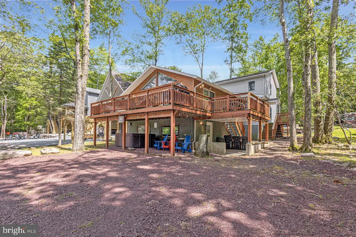 151 S Lake Dr, Lake Harmony, PA 18624 - #1