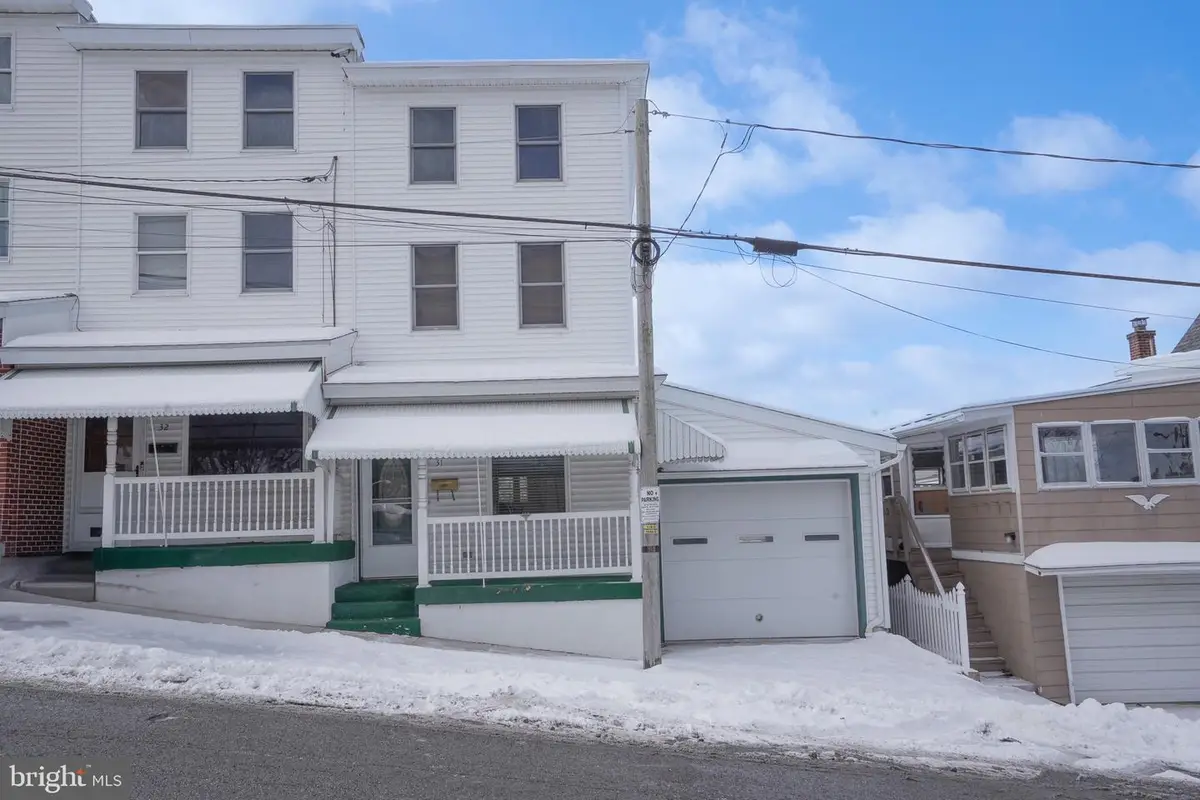 31 Powell St, Lansford, PA 18232 - Image #1