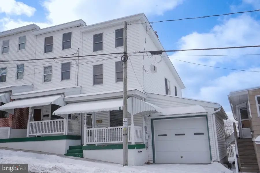 31 Powell St, Lansford, PA 18232 - Image #2