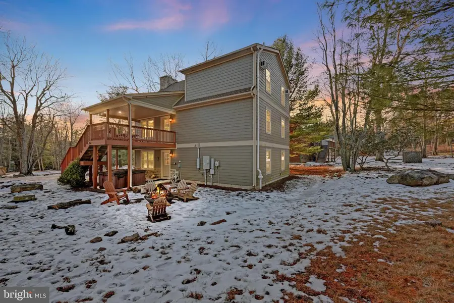 136 Pineknoll Dr, Lake Harmony, PA 18624 - Image #3