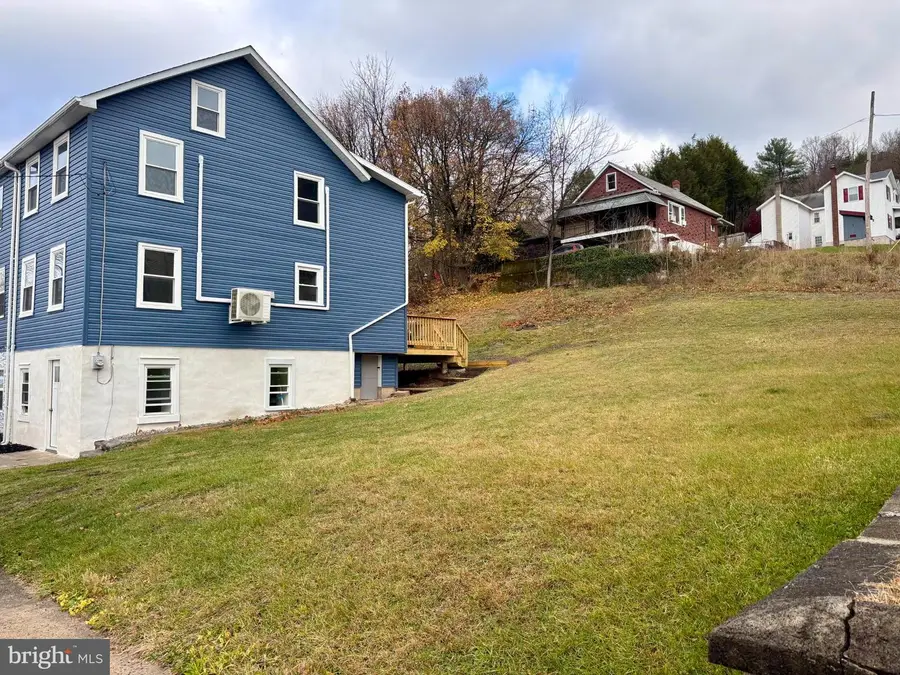 253 Main St, Parryville, PA 18244 - Image #2