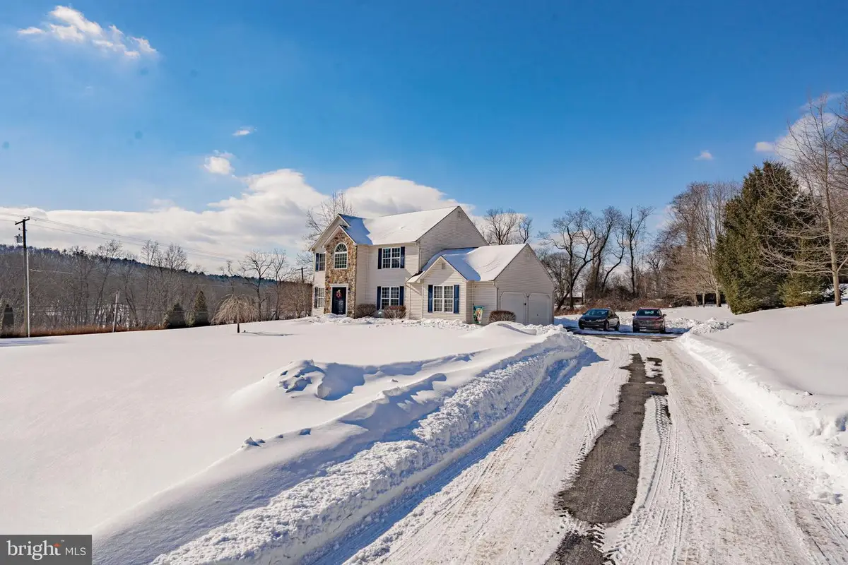 35 Ridgeview Dr, Lehighton, PA 18235 - Image #1