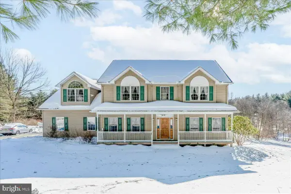 410 Maxine Dr, LEHIGHTON, PA 18235