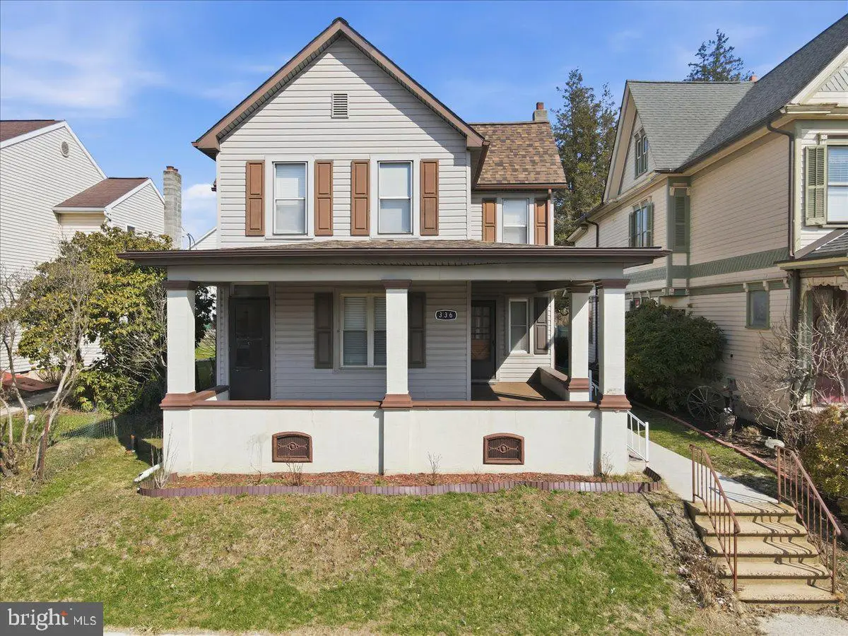 336 Mahoning St, Lehighton, PA 18235 - #1