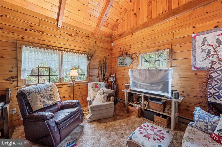 15 Locust Dr, Jim Thorpe, PA 18229 - #3