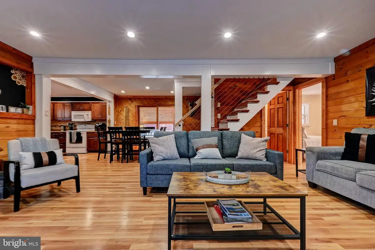 28 Skye Dr, Lake Harmony, PA 18624 - #1