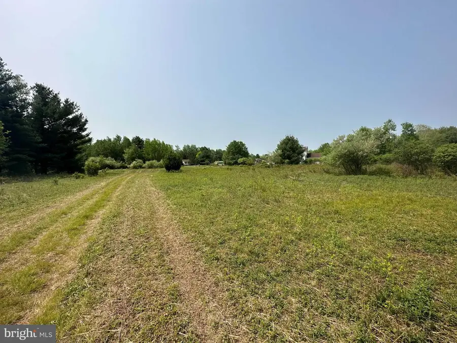 814 Leslie Ln, Jim Thorpe, PA 18229 - #2