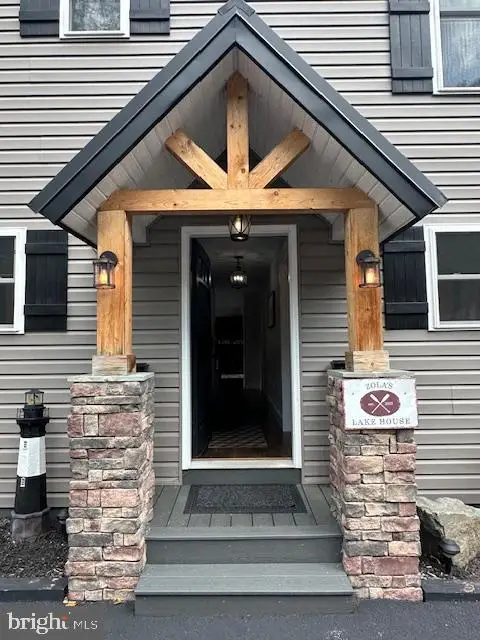 90 S Lake Dr, Lake Harmony, PA 18624 - #3