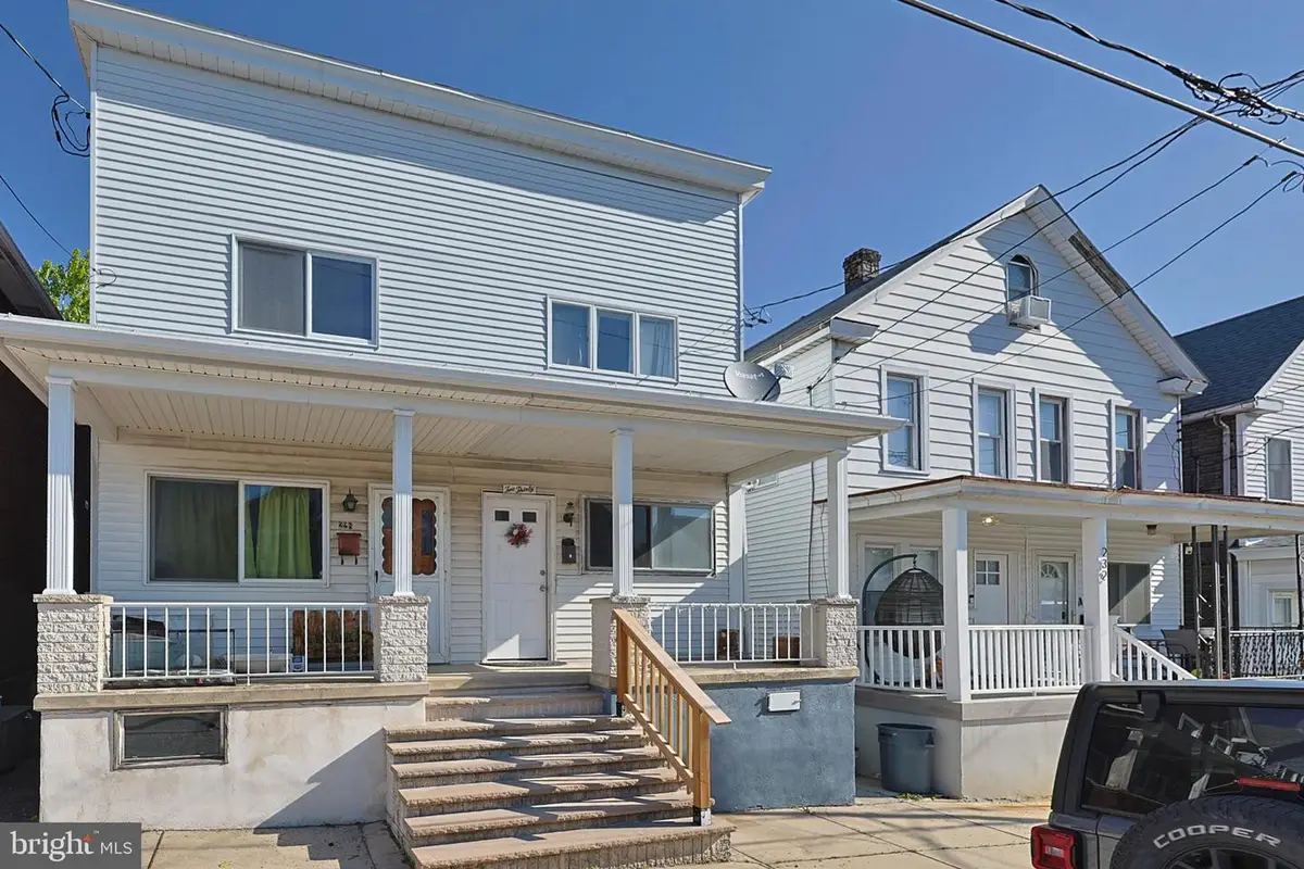 230 E Fell St, Summit Hill, PA 18250 - #1
