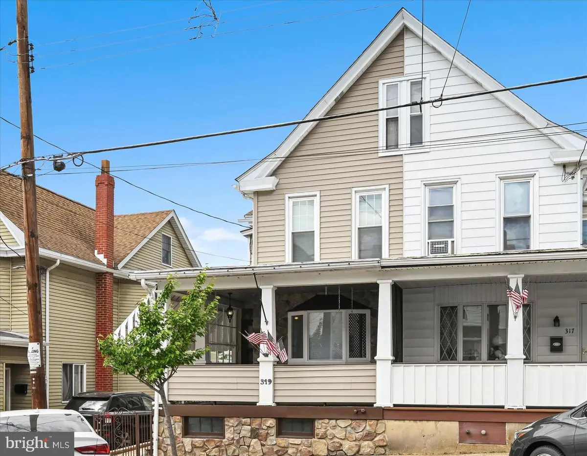 319 W Ridge St, Lansford, PA 18232 - #1